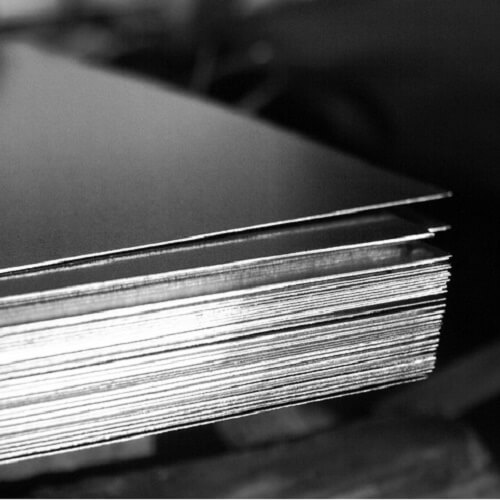 Лист с горячекатаный